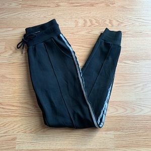 Buffbunny Bomb Joggers